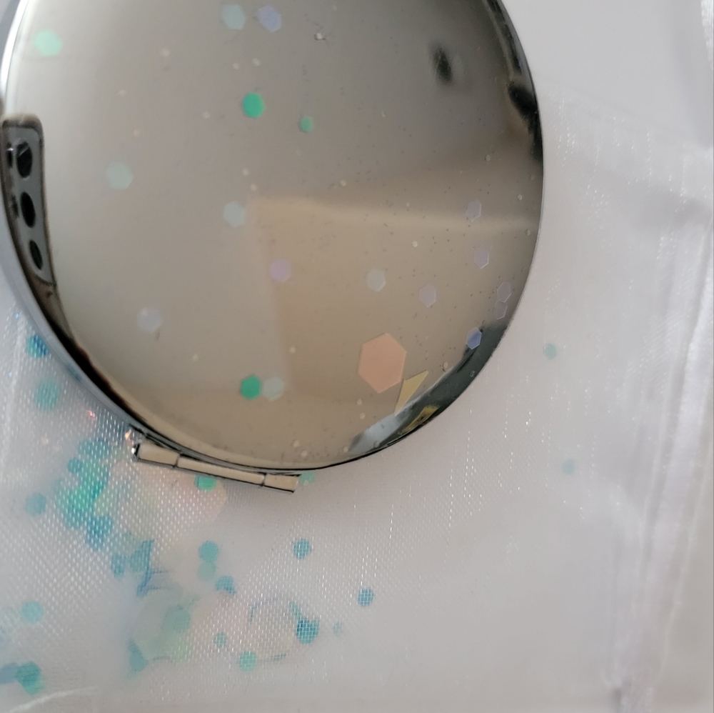 Masquerade Compact Mirror - Picture 3 of 3